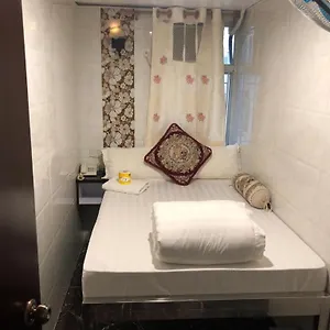 Ranjeet Hotel